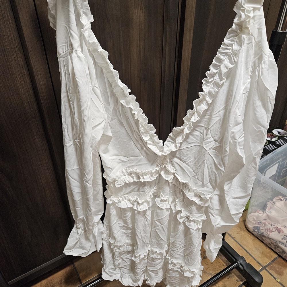 Boohoo White Long Sleeve Dress